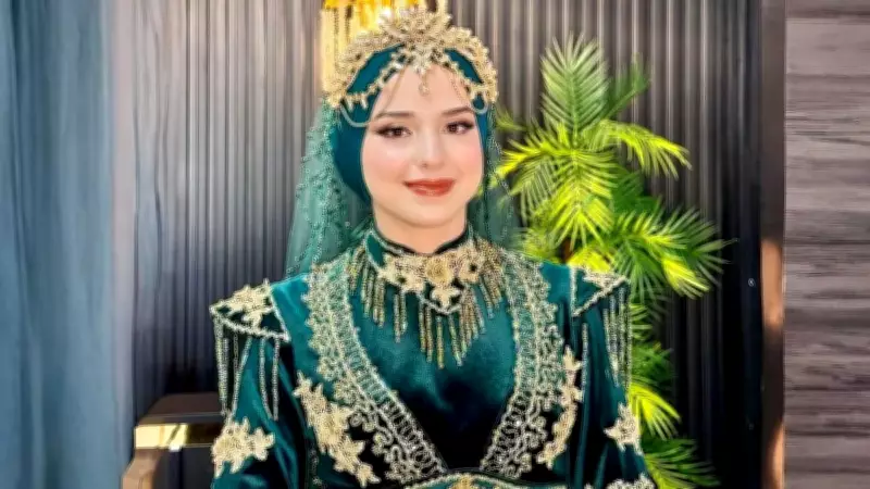 19 Yaşındaki Sinem'in Acı Ölümü: Karın Ağrısı Şikayetiyle Gittiği Hastanede Hayatını Kaybetti