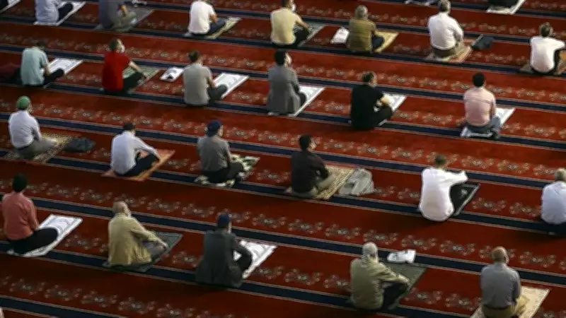 2026 Teravih Namazı Vakitleri Açıklandı: İstanbul, Ankara, İzmir, Bursa Saatleri