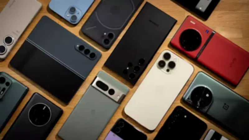 2026'da Ultra Hızlı Şarj Android Telefonları Öne Çıkarıyor: 100W ve Üzeri Modeller