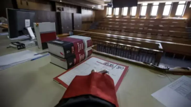 5 Çocuk, Discord'da Tanıştığı Kızları Tehdit Edip Sahte Bomba İhbarı Yaptı