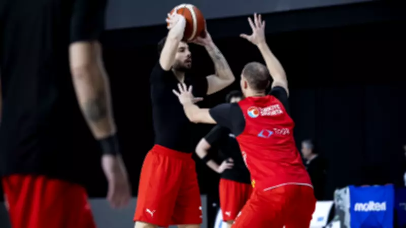 A Milli Erkek Basketbol Takımı Sırbistan Maçına Hazır: İstanbul'daki Son Antrenman Tamamlandı