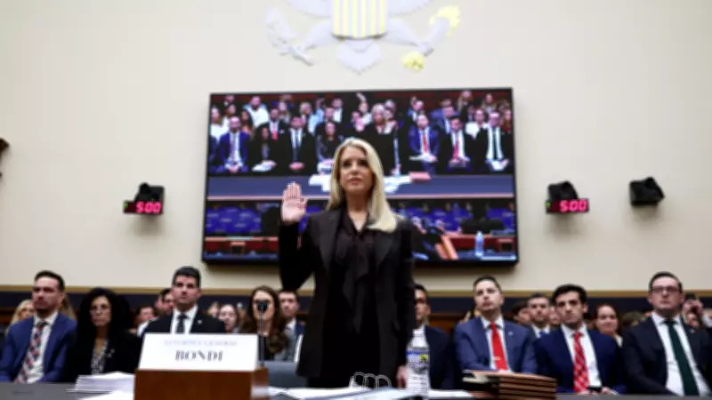 ABD Adalet Bakanı Bondi, Epstein Dosyası Sorularında Gergin Anlar Yaşadı