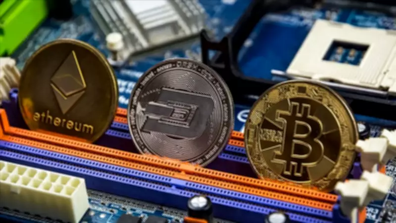 ABD-İran Savaşı Kripto Piyasasını Sarsıyor: Bitcoin ve Altcoinlerde Keskin Düşüş