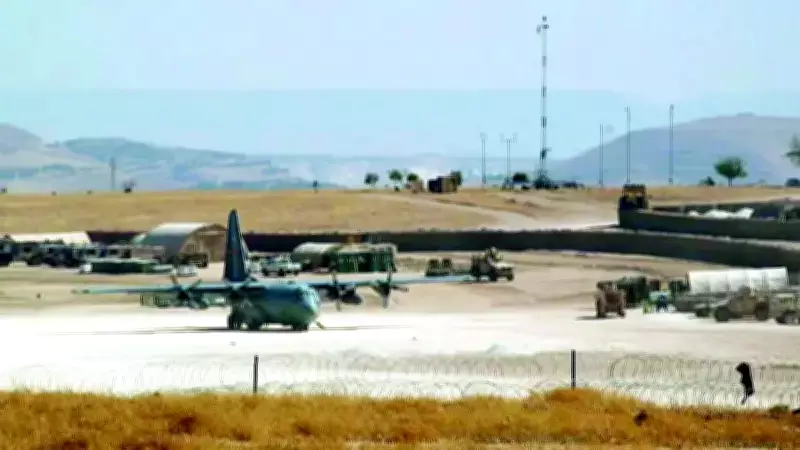 ABD Suriye'deki Askeri Varlığını Azaltıyor: 22 Noktadan 5'e Düştü