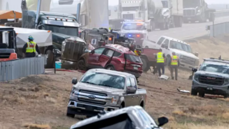 ABD'de Kum Fırtınası Faciası: 30'dan Fazla Araç Birbirine Girdi, 4 Ölü