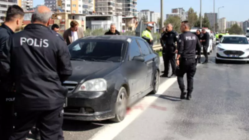 Adana'da Araç İçinde Sır Dolu Ölüm: Başından Tüfekle Vurulmuş Halde Bulundu