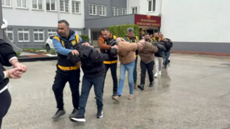 Adana'da Sahte Kimlik ve Dublörlerle 10 Milyon TL'lik Kredi Dolandırıcılığı Çökertildi