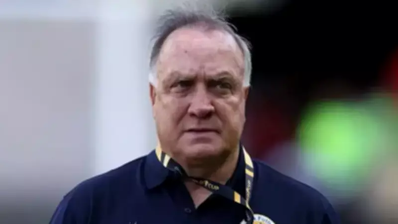 Advocaat, Kızının Sağlığı İçin Curaçao Teknik Direktörlüğünden Ayrıldı