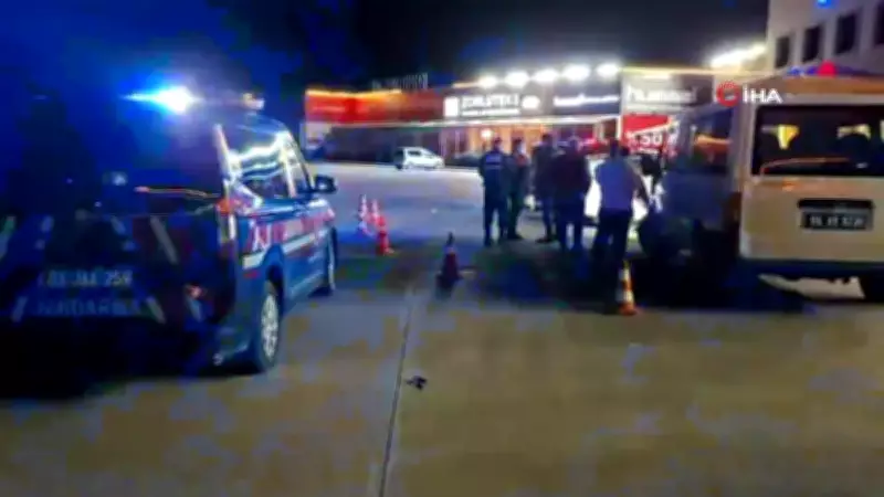 Afyonkarahisar'da Dinlenme Tesisinde 5 Gündür Park Halindeki Araçtan Ceset Çıktı