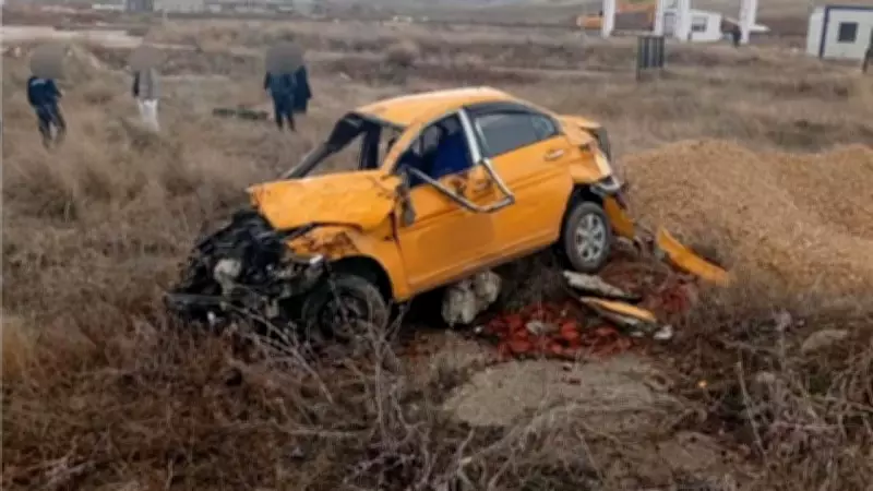 Afyonkarahisar'da Ticari Taksi Şarampole Devrildi: Sürücü Hayatını Kaybetti