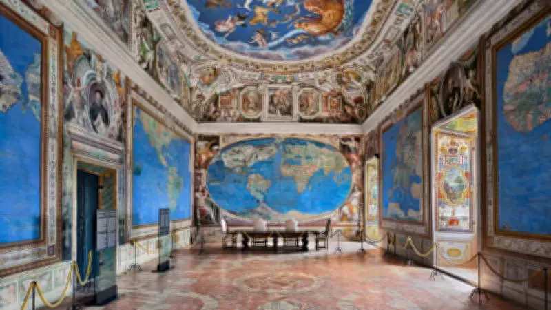 Ahmet Ertuğ'un 'Beyond the Vanishing Point' Sergisi Venedik'te Sanatseverlerle Buluştu