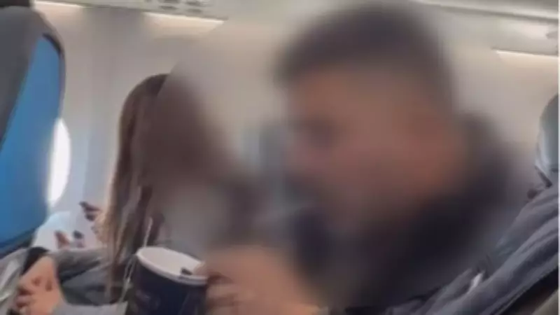 AJet Uçağında Sigara İçen Yolcu Kara Listeye Alındı