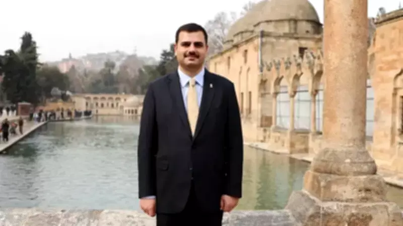 AK Parti'den CHP'nin İstanbul Adaylığına Sert Tepki: 'Düne Kadar Cumhurbaşkanı Adayıydı'