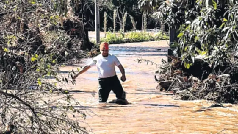 Akdeniz Bölgesi'nde Sel Felaketi: Evler ve Tarım Arazileri Sular Altında Kaldı