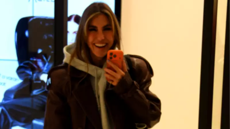 Çağla Şıkel, Bülent Ersoy'un Tiyatro Oyununu İzlemesiyle Mutlu Oldu