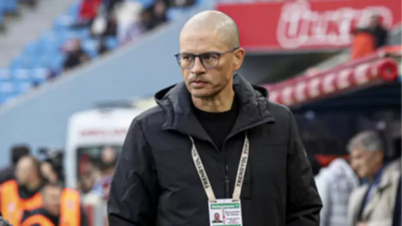 Alex de Souza Brezilya'da Yeni Teknik Direktörlük Görevine Başladı