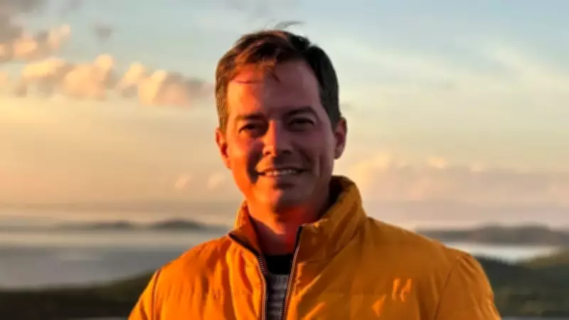 Alp Kırşan'ın Ekranlardan Uzak Yeni Yaşamı ve Lüks İzmir Evi Şaşırttı