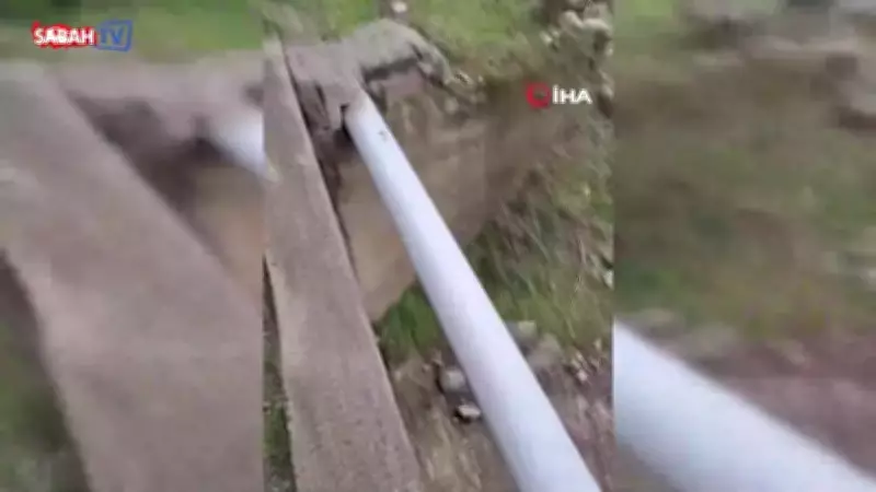 Amasya'da Kamyonet Menfeze Devrildi: 3 Kişi Yaralandı