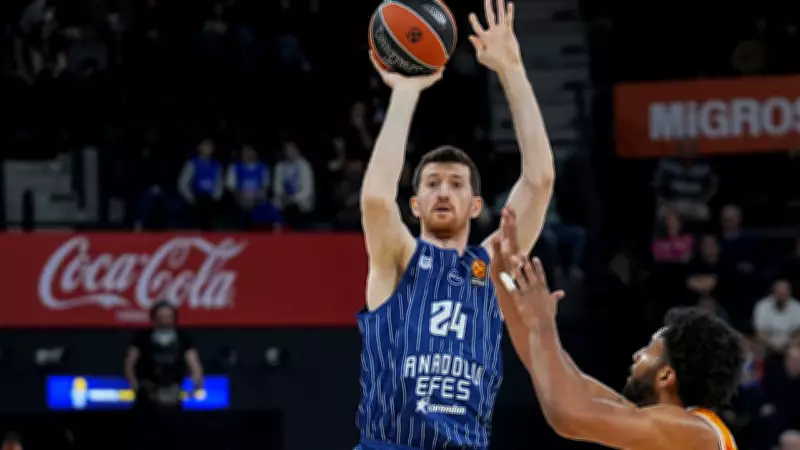 Anadolu Efes, Valencia Basket'i 107-90 Yenerek EuroLeague'de 9 Maç Sonra Galibiyete Ulaştı