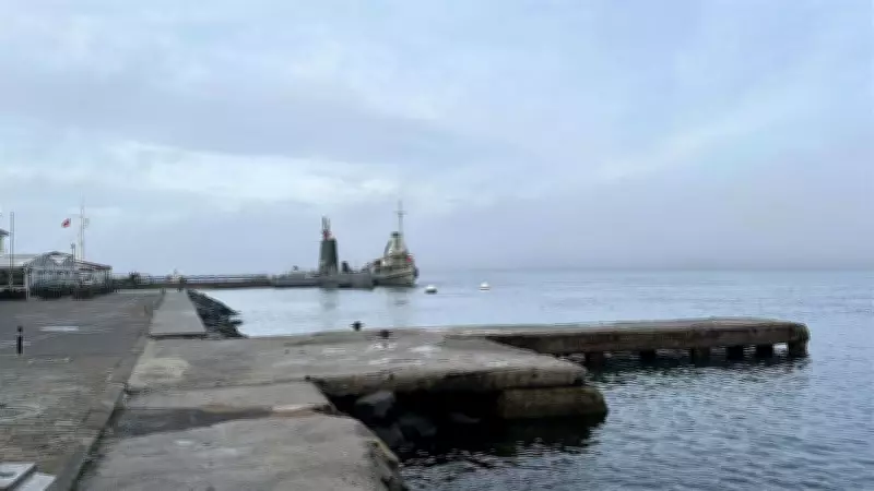 Çanakkale Boğazı Yoğun Sis Nedeniyle Transit Gemi Geçişlerine Kapatıldı