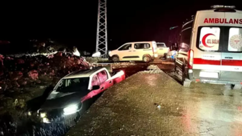 Şanlıurfa'da Korkunç Kaza: Kamyonet Şarampole Devrildi, 3 Yaralı