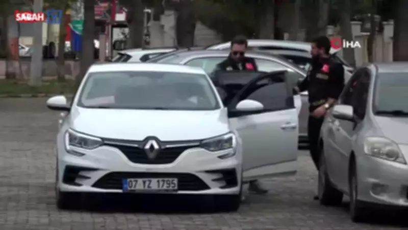 Antalya'da İnternetten Tanıştığı Genci 20 Bıçak Darbesiyle Öldüren Zanlı Adliyeye Sevk Edildi