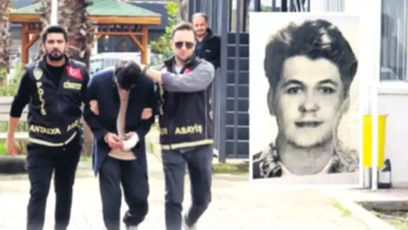 Antalya'da İnternetten Tanıştığı Kişiyi 20 Bıçak Darbesiyle Öldüren Zanlı Tutuklandı