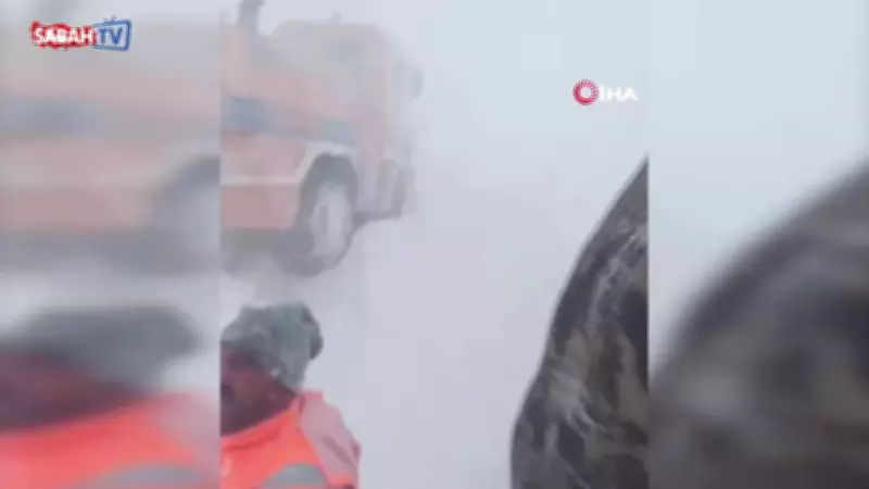 Ardahan-Şavşat Yolunda Çığ Faciası: Karayolları Ekiplerinin Üzerine Korkunç Çığ Düştü