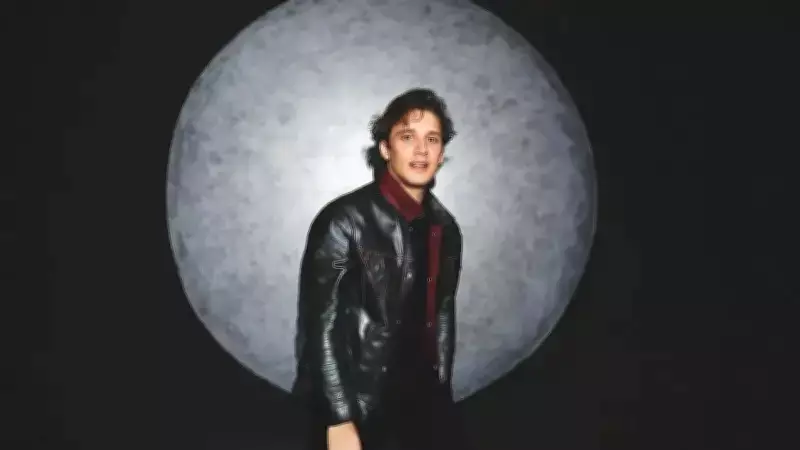 Şarkıcı Edis, Uyuşturucu Soruşturması Sonrası Adli Kontrolle Serbest