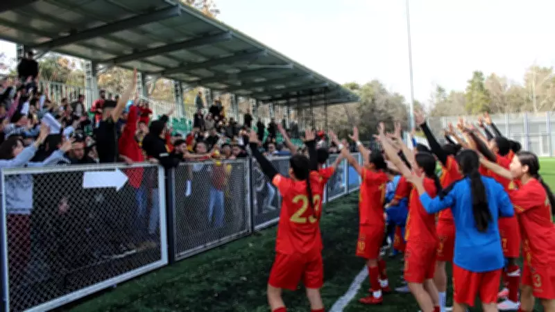 Auran Kayseri Kadın Futbol Kulübü, Kadınlar Süper Ligi'ne Yükseldi