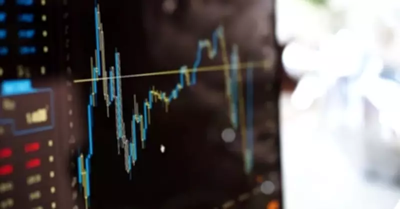 Avrupa Borsaları Karışık Seyrediyor: Almanya Düşüşte, İngiltere Yükselişte