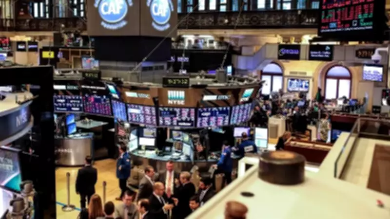 Avrupa Borsaları Pozitif Seyrediyor: İyimser Veriler ve Faiz Beklentileri Piyasaları Yükseltiyor