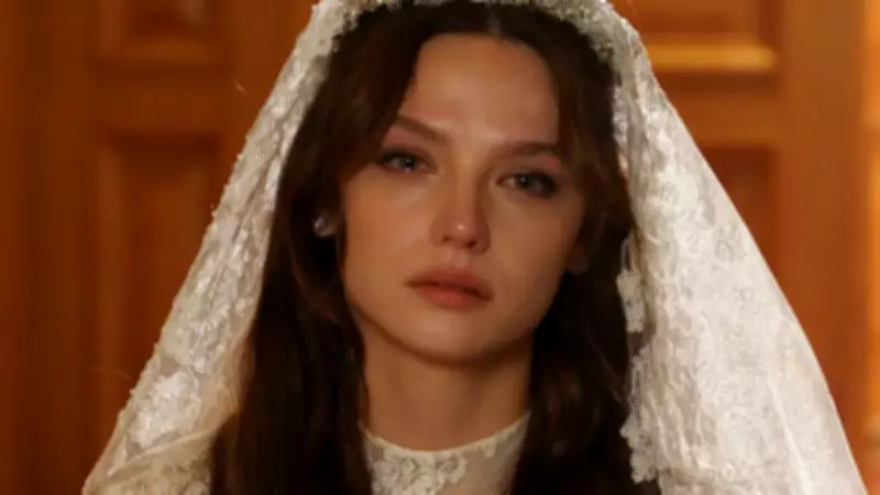 Aynı Yağmur Altında'da Rosa'nın Aşk Uğruna Geri Dönülmez Kararı!