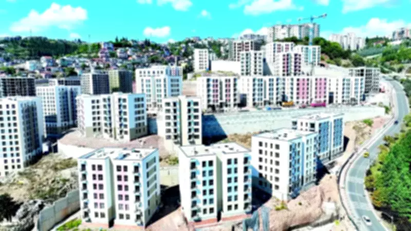 Bakan Kurum, İzmit'teki TOKİ Kentsel Dönüşüm Projesi'nde Sona Yaklaşıldığını Duyurdu