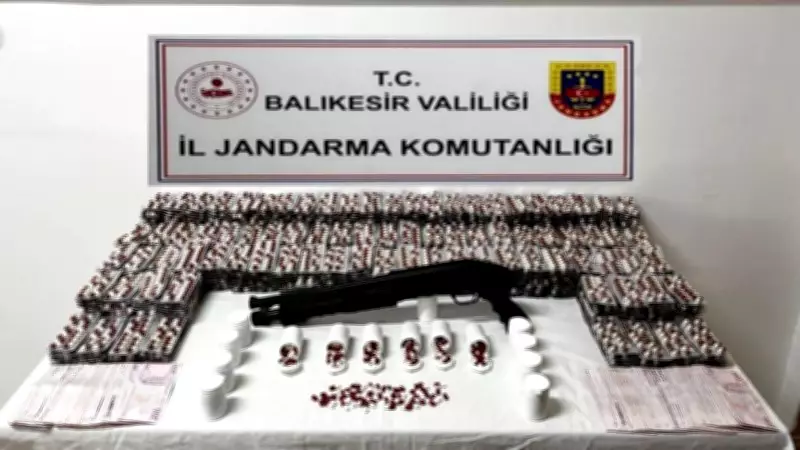 Balıkesir'de Jandarma Uyuşturucu Operasyonu: 127 Gözaltı, 17 Tutuklama