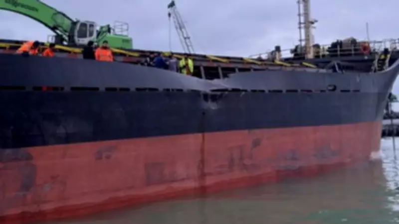 Bartın Limanı'nda İki Kuru Yük Gemisi Çarpıştı: Hasar Var, Yaralanma Yok