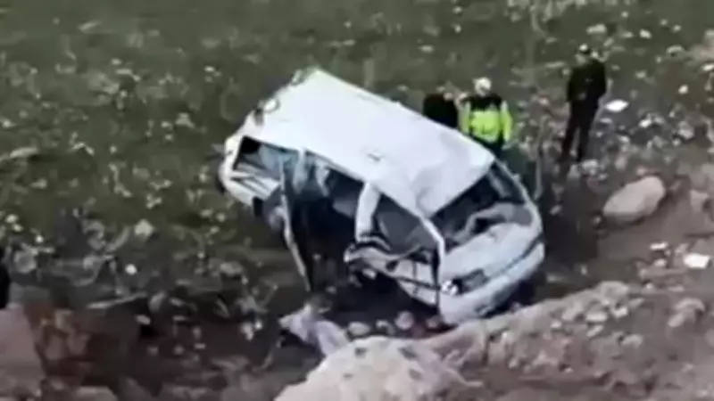 Batman'da Feci Trafik Kazası: Araç Şarampole Uçtu, 1 Kişi Hayatını Kaybetti