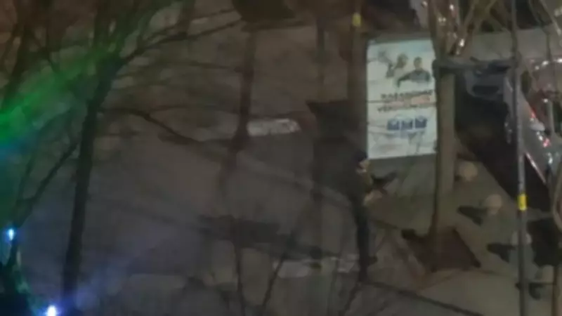 Batman'da Korkunç Saldırı: Kalaşnikofla Parkta Rastgele Ateş Açıldı, 2 Yaralı