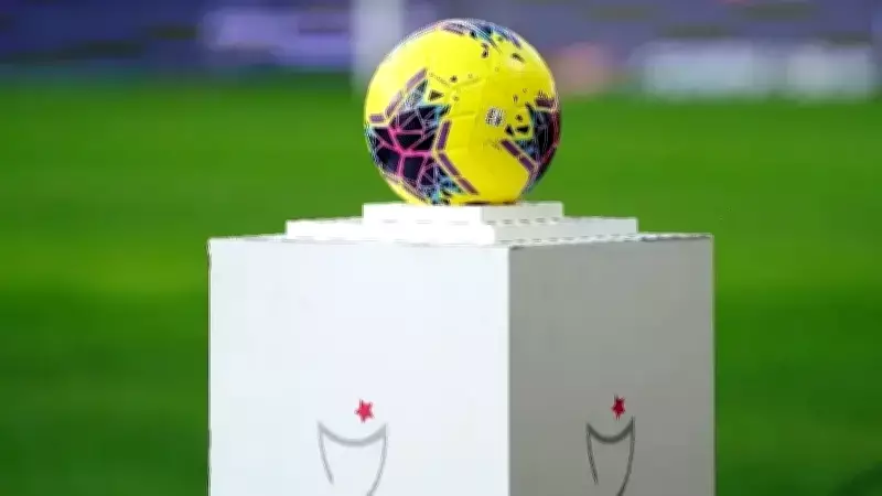 Beşiktaş Göztepe'yi 4-0 Yendi, Süper Lig'de Puan Durumu Karıştı