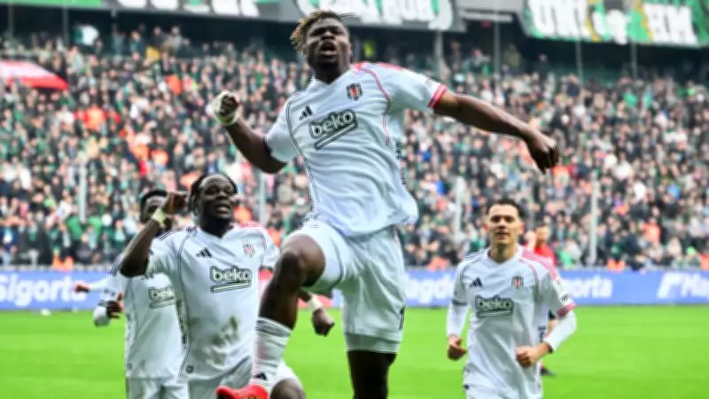 Beşiktaş, Kocaelispor'u Agbadou'nun Golüyle 1-0 Mağlup Etti