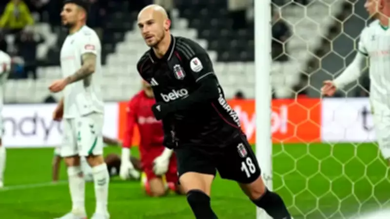 Beşiktaş, Vaclav Cerny'nin Ayrılma İddialarını Yalanladı
