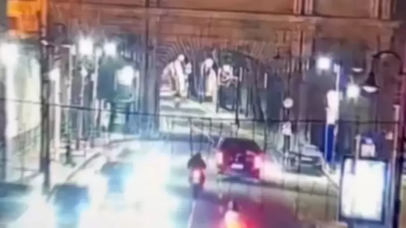 Beşiktaş'ta Motosiklet Kazası: 22 Yaşındaki Berat Hayatını Kaybetti