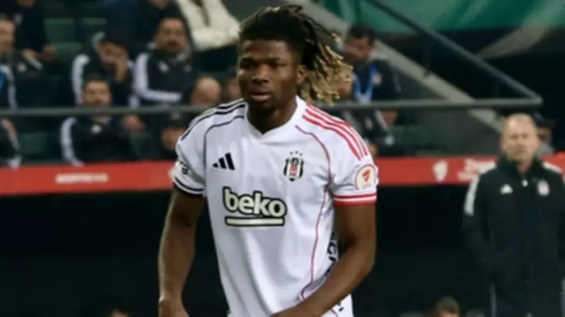 Beşiktaş'ta Sakatlık Şoku: El Bilal Toure Maçı Bırakmak Zorunda Kaldı