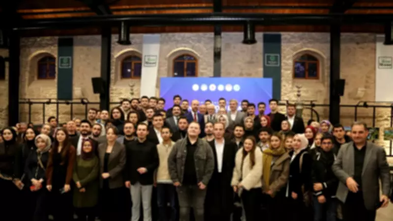 Bilal Erdoğan Konya'da Gençlerle Buluştu: 'Evliliği Geciktirmeyin, Çok Çocuk Yapın'