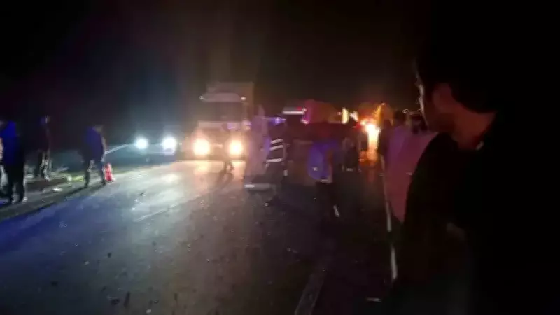 Bingöl'de Çekici ile Otomobil Çarpıştı: 3 Kişi Yaralandı