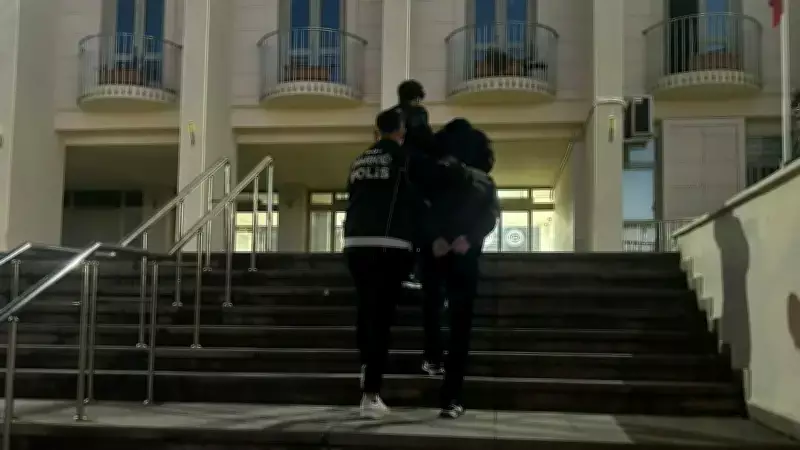 Bodrum'da Otobüste 8 Kilo Skunk Yakalandı, 2 Kişi Tutuklandı