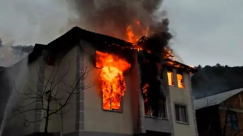 Bolu Mudurnu'da İki Katlı Evde Çıkan Yangın İtfaiye Ekiplerince Söndürüldü