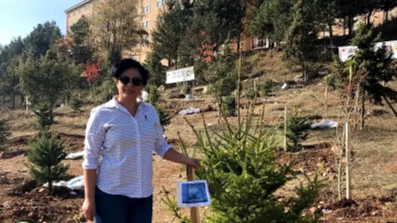 Bolu'da Acı Üstüne Acı: Oğlunun Mezarında Kalp Krizi Geçiren Anne Hayatını Kaybetti