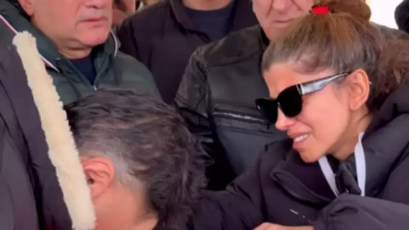 İbrahim Yıldız'ın Ablasının Feryadı Yürekleri Dağladı! Oyuncunun Cenazesinde Gözyaşları Sel Oldu