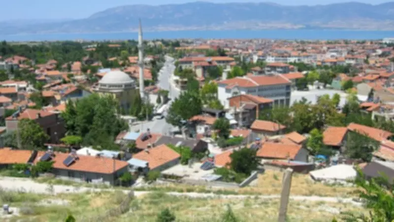 Burdur'un Meşhur Lezzetleri ve Gezilecek Yerleri: Saklı Cennetin Keşfi
